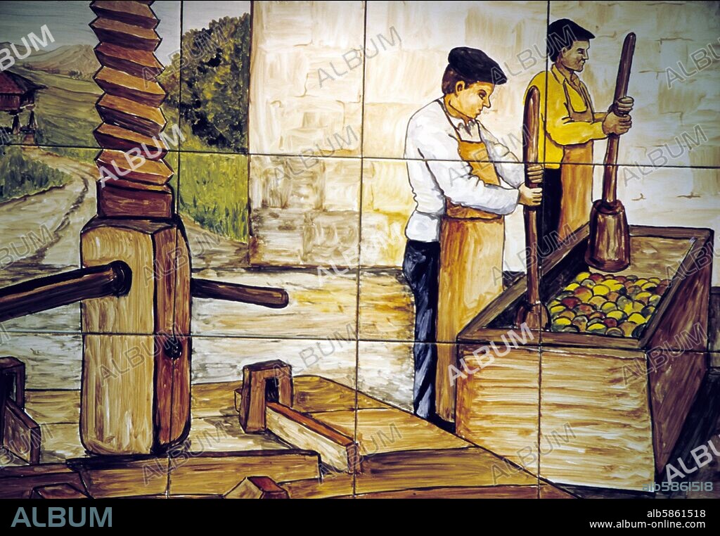 Oviedo; Sidrería "El Pigüeña" en la calle Gascona; mosaico con temática alusiva a sidra.