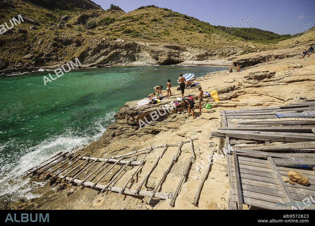playa de Cala Figuera, peninsula de Formentor, Pollença. Parque natural de la Sierra de Tramuntana. Mallorca. Islas Baleares. Spain.
