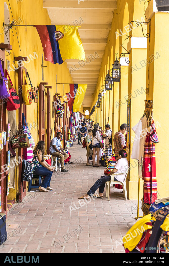 Tourist souvenir shops in Plaza de las Bovedas, Cartagena de Indias, Colombia, South America.