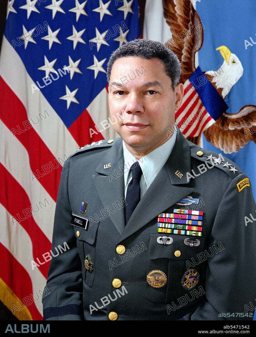 General Colin Powell, (USA), (uncovered) Portrait.