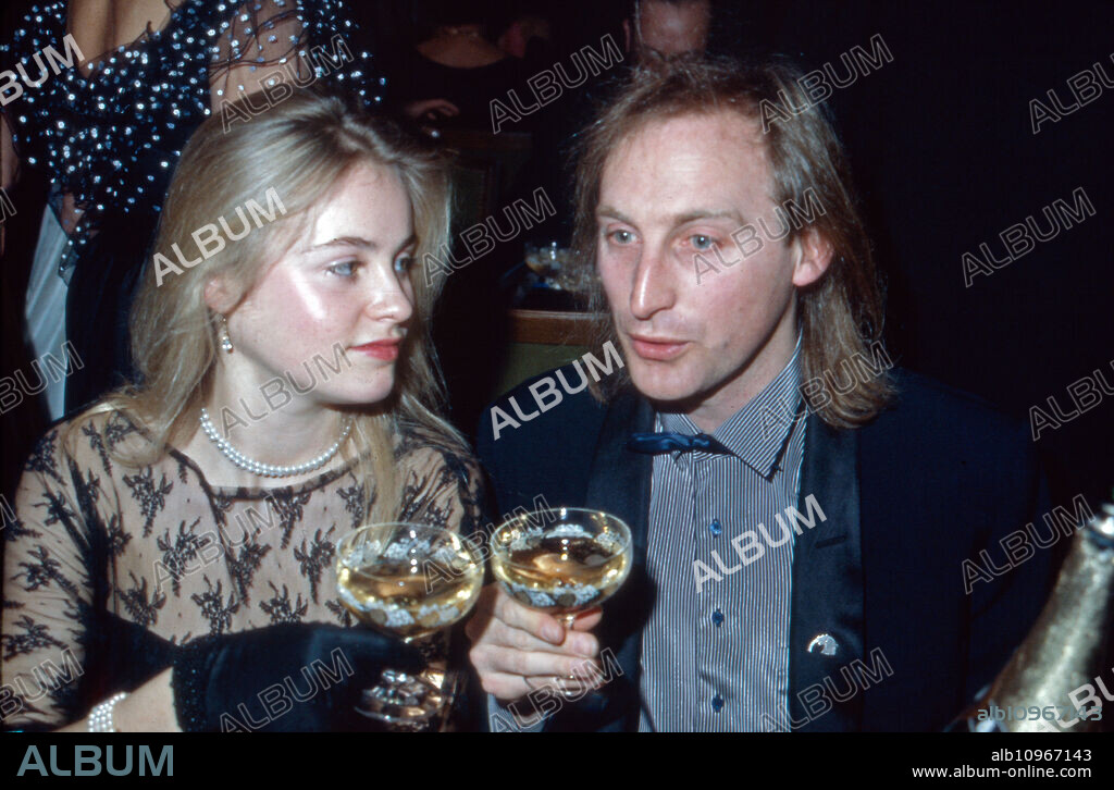 Germany comedian Otto Waalkes with girlfriend Manuela Ebelt, Germany 1980s.