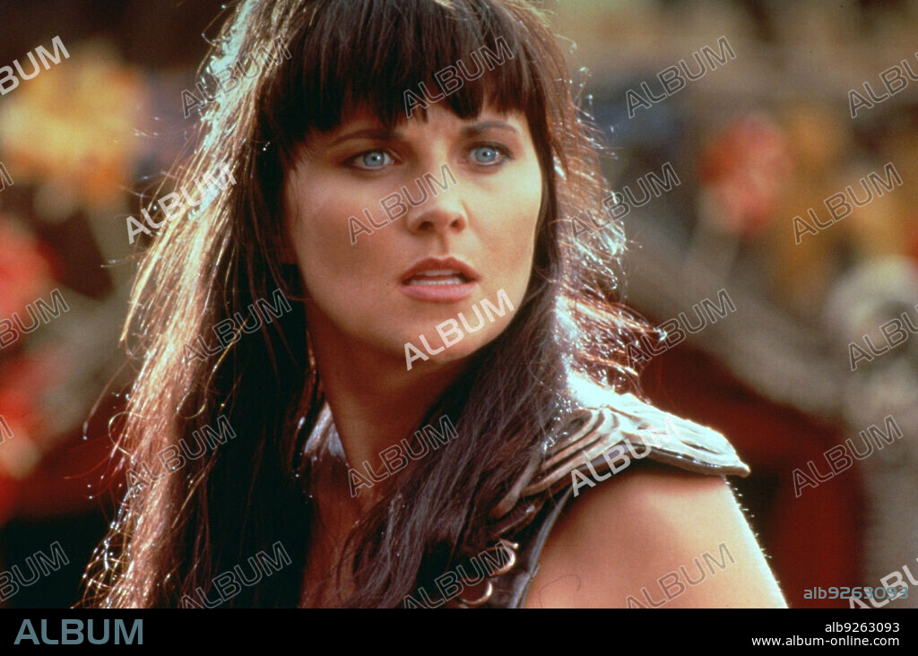 LUCY LAWLESS dans XENA: WARRIOR PRINCESS, 1995, réalisé par RICK JACOBSON. Copyright MCA TELEVISION/RENAISSANCE PICTURES/STUDIOS USA TV/UNIVERSAL.