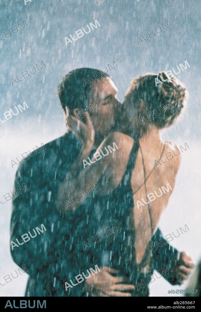 ETHAN HAWKE y GWYNETH PALTROW en GRANDES ESPERANZAS, 1998 (GREAT EXPECTATIONS), dirigida por ALFONSO CUARON. Copyright 20TH CENTURY FOX / CARUSO, PHILLIP.