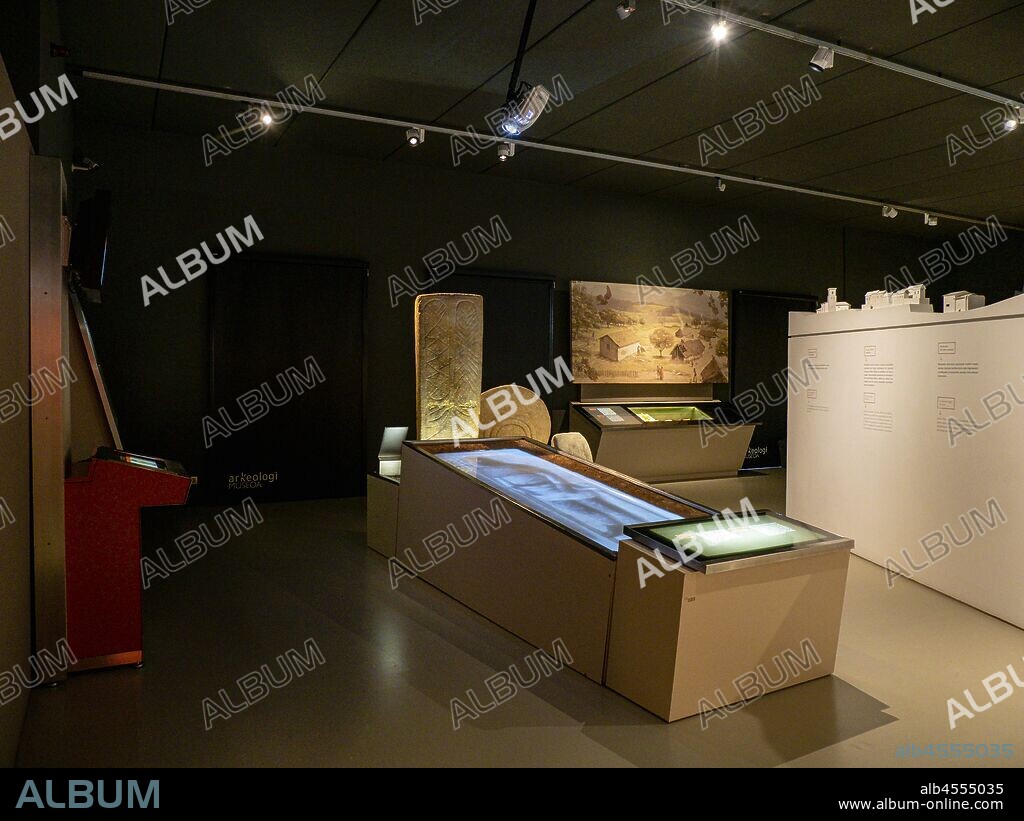 tumba y estela de la necropolis medieval de Ciérvana de Ranes, Zierbena, Arkeologi Museoa, museo aqueologico, Bilbao, Bizkaia, Pais Vasco, Spain.