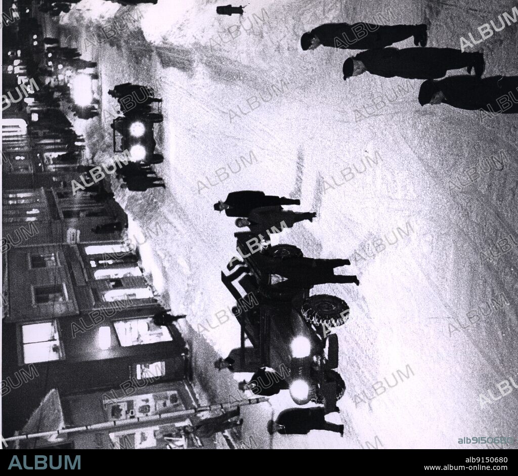Harstad November 1962. From the fourth serious explosion accident in the Kings Bay mines at Svalbard in which happened on November 5, 1962 where 21 people perished. In the picture, the coffins are kept for funeral in Harstad. (The previous three explosion accidents in King Bay were in 1948, 1952 and 1953 with 15, nine and 16 dead, respectively). Major deficiencies and fraud were revealed, and the case ended with the district in the Storting and Industry Minister Kjell Holler had to go. The Storting then decided to wind up "King Bay" August 23. 1963, and at the same time the Gerhardsen government had to step down. The bourgeois and John Lyng took over the government. Ntb/archive.
