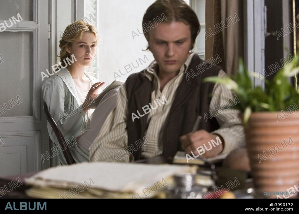 KEIRA KNIGHTLEY y MICHAEL PITT en SEDA, 2007 (SILK), dirigida por FRANÇOIS GIRARD. Copyright BEE VINE PICTURES/FANDANGO/RHOMBUS MEDIA/VICE VERSA FILM.
