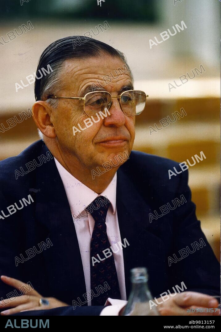 July 1993. Luis María Huete.