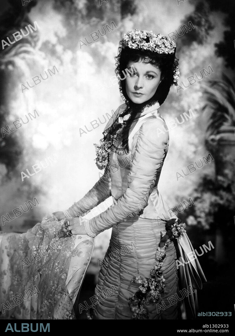 VIVIEN LEIGH in ANNA KARENINA, 1948, directed by JULIEN DUVIVIER. Copyright LONDON FILMS.