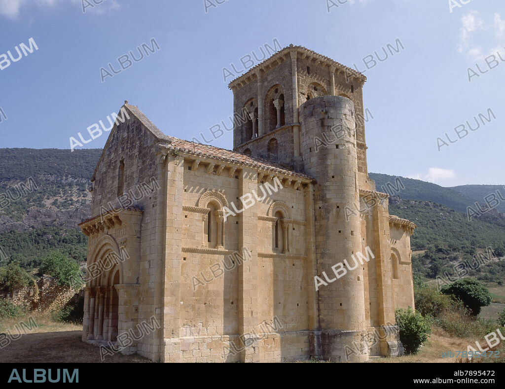 IGLESIA ROMANICA - SIGLO XII.