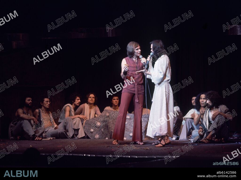 AUTOR LIBRE 01307. JESUCRISTO SUPERSTAR - JESUCRISTO (CAMILO SESTO) Y JUDAS (TEDDY BAUTISTA) EN LA ULTIMA CENA JUDAS Y JESUS.