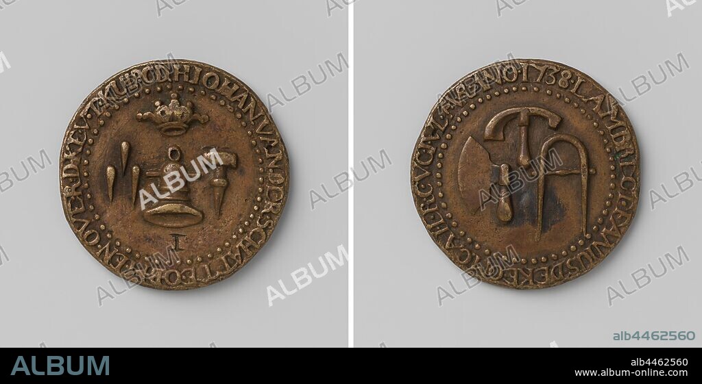Cooper Guild of Zierikzee, Guild Medal with No. 1, Brass Medal. Front: crowned coop anvil between three boughs and a drill above number 1 within dotted edge and inscription. Reverse: ax, cooper hammer and fitting within dotted edge and circumference, Zierikzee, Johan van der Schatte, Lambregt Fanius, anonymous, 1738, brass (alloy), engraving, d 5.1 cm × w 478 gr.