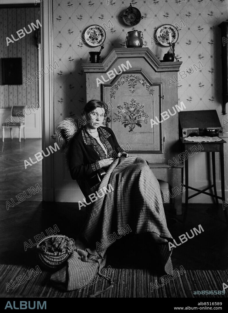 ARKIV 1929 . Marja Edén, född Wallmark, gift med landshövdingen i Stockholm Nils Edén som under åren 1917-1920 var liberal statsminister. Han efterträdde Karl Staaff som liberal ledare.. Marja Edén, wife of Nils Edén, prime minister in Sweden 1917-1920.. Foto: TT / Kod 1900.