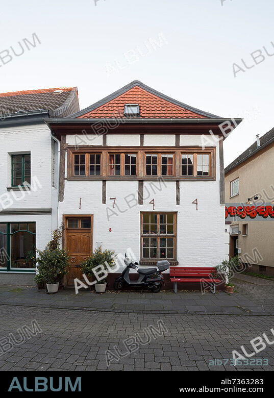 Krefeld-Hüls, Klever Straße.
