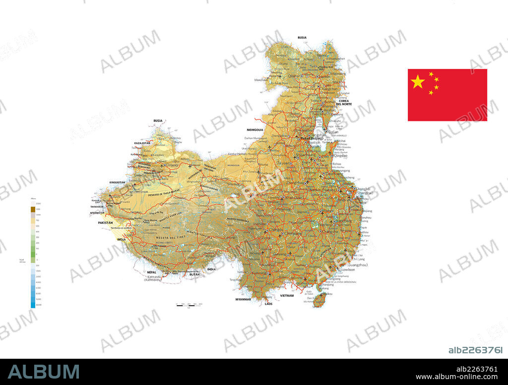 China. Mapa físico y político de China.