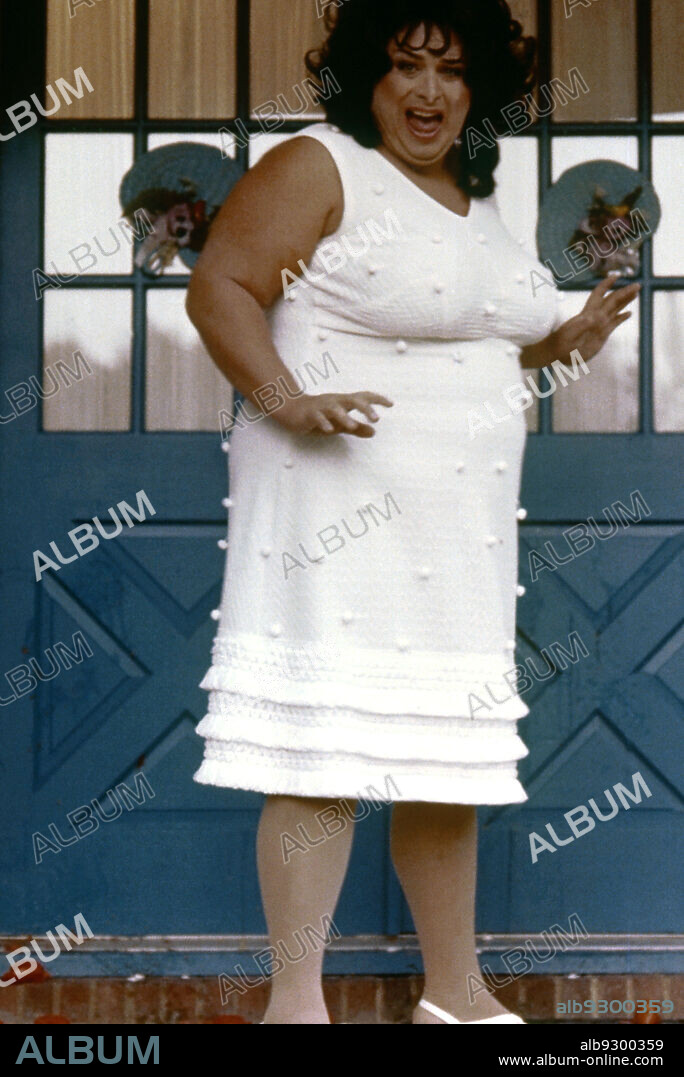 divine en POLYESTER, 1981, dirigida por JOHN WATERS. Copyright NEW LINE CINEMA.