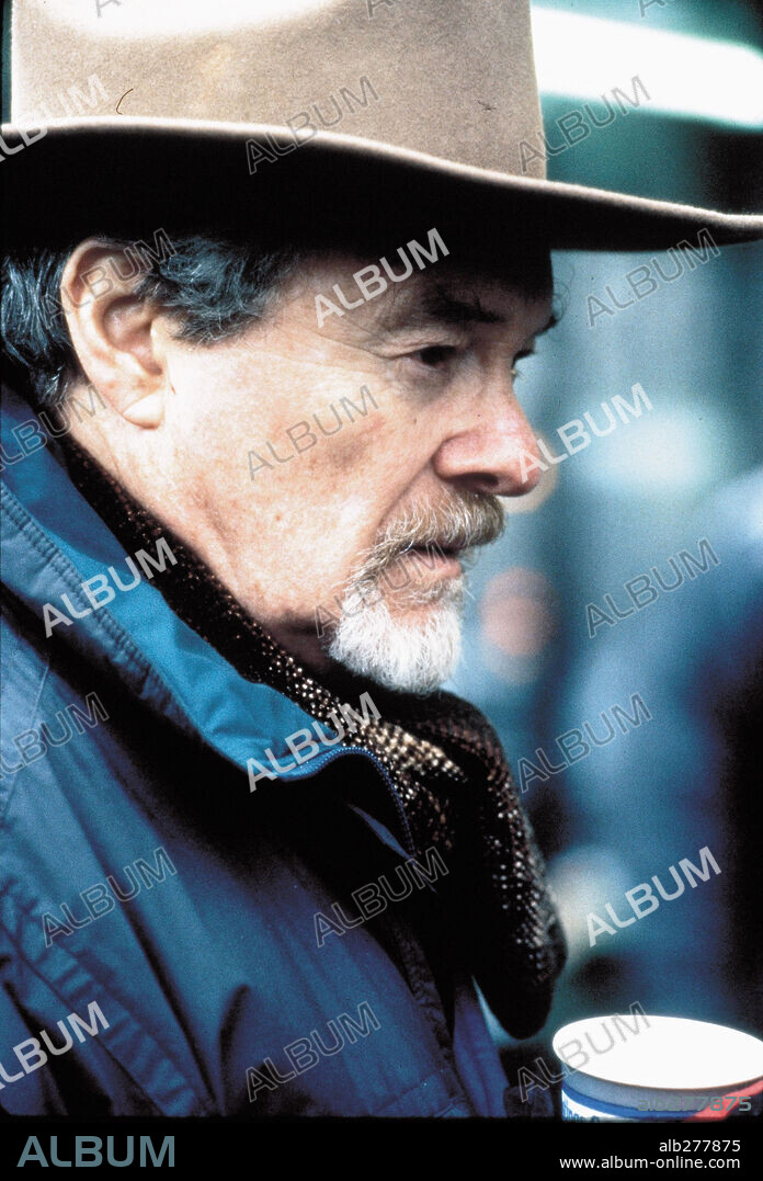 ALAN J. PAKULA in THE DEVIL'S OWN, 1997, directed by ALAN J. PAKULA. Copyright COLUMBIA TRISTAR.