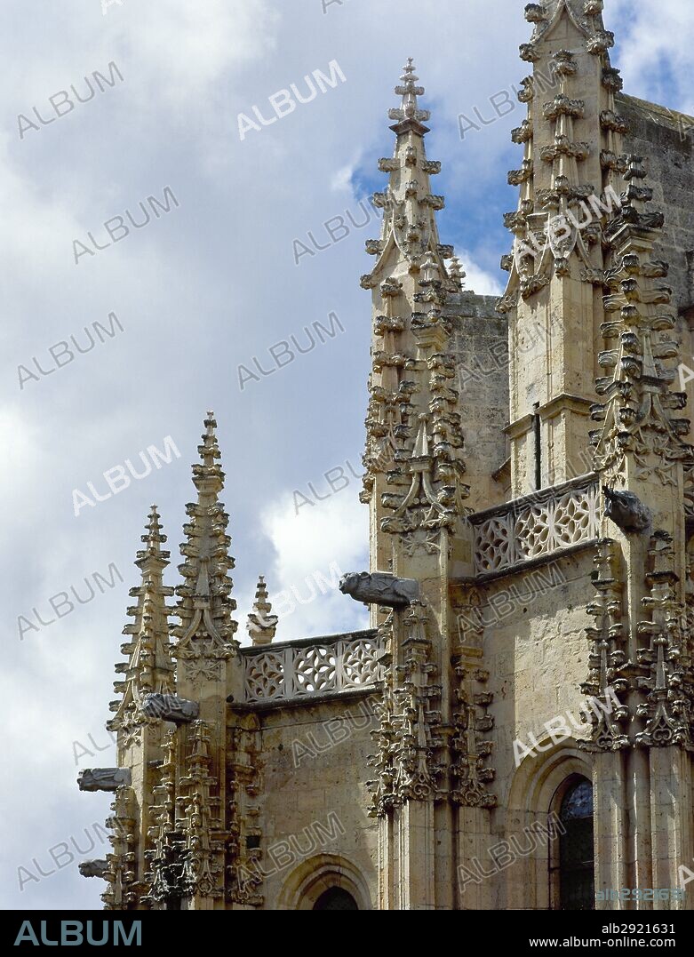 Spain, Castile and Leon, Segovia. The Cathedral,1525-1577. Late Gothic style. Architect: Juan Gil de Honta–on. It was continued by his son Rodrigo Gil de Honta–on. Detail of the pinnacles and gargoyles of the exterior.