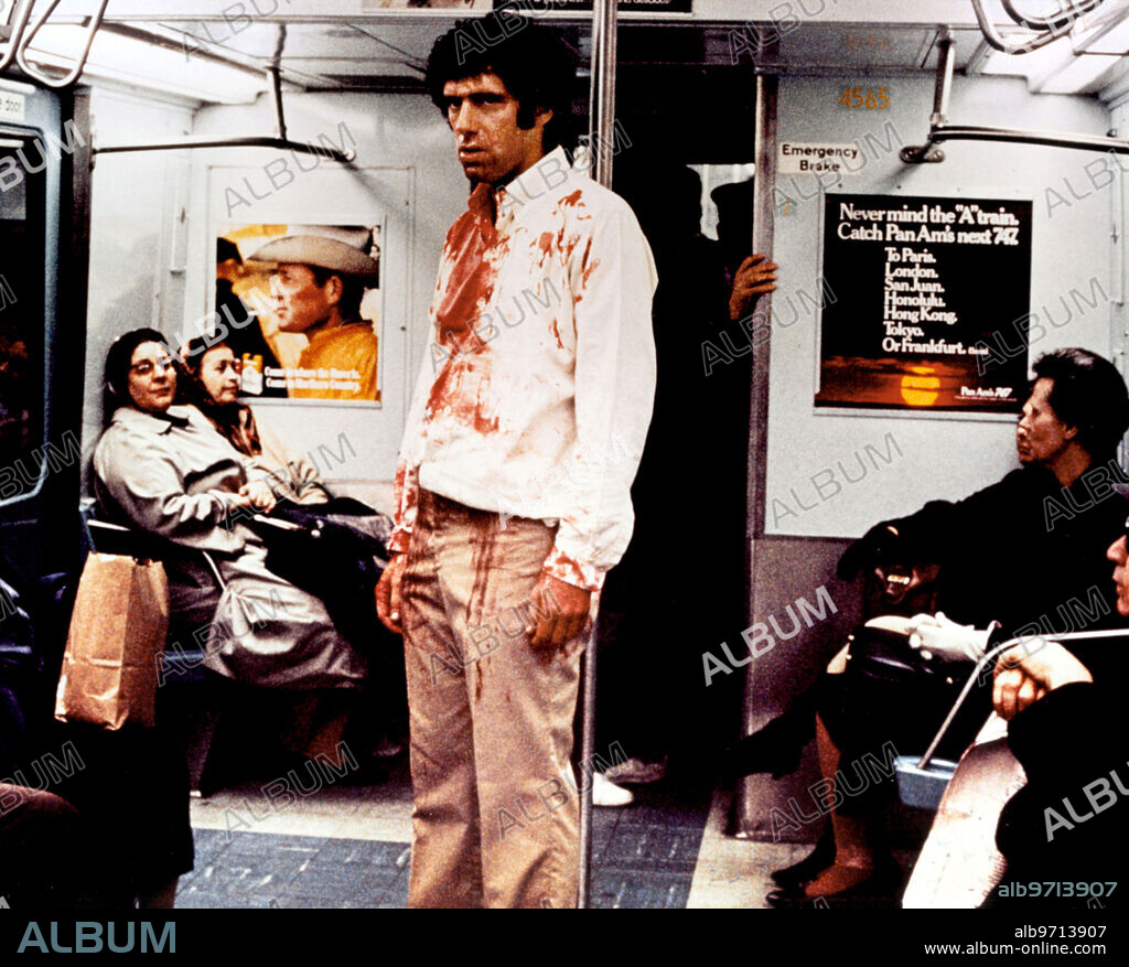 ELLIOTT GOULD in LITTLE MURDERS, 1971, directed by ALAN ARKIN. Copyright 20TH CENTURY FOX.