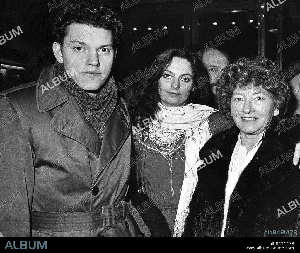 ARKIV -1982 . Dan Ekborg med dåvarande flickvännen Suzanne Reuter . Foto: Tommy Pedersen Kod: 36 . COPYRIGHT SCANPIX SWEDEN.