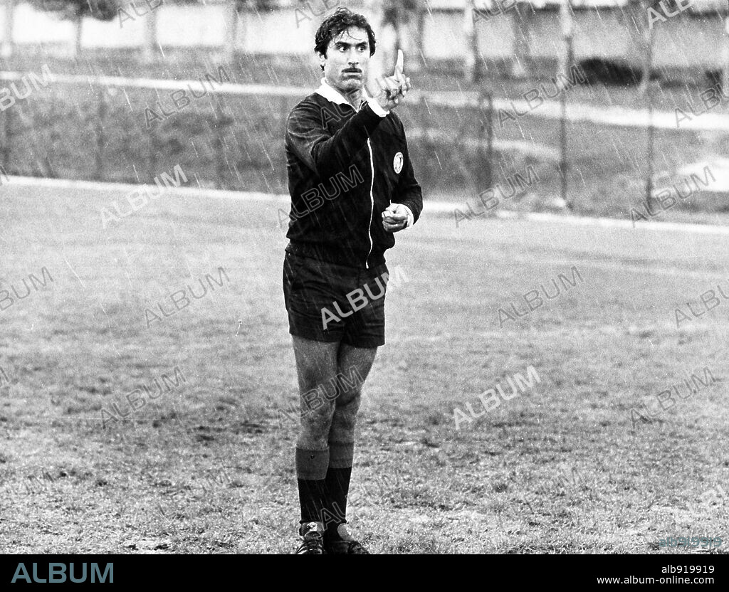 LANDO BUZZANCA in L' ARBITRO, 1974.