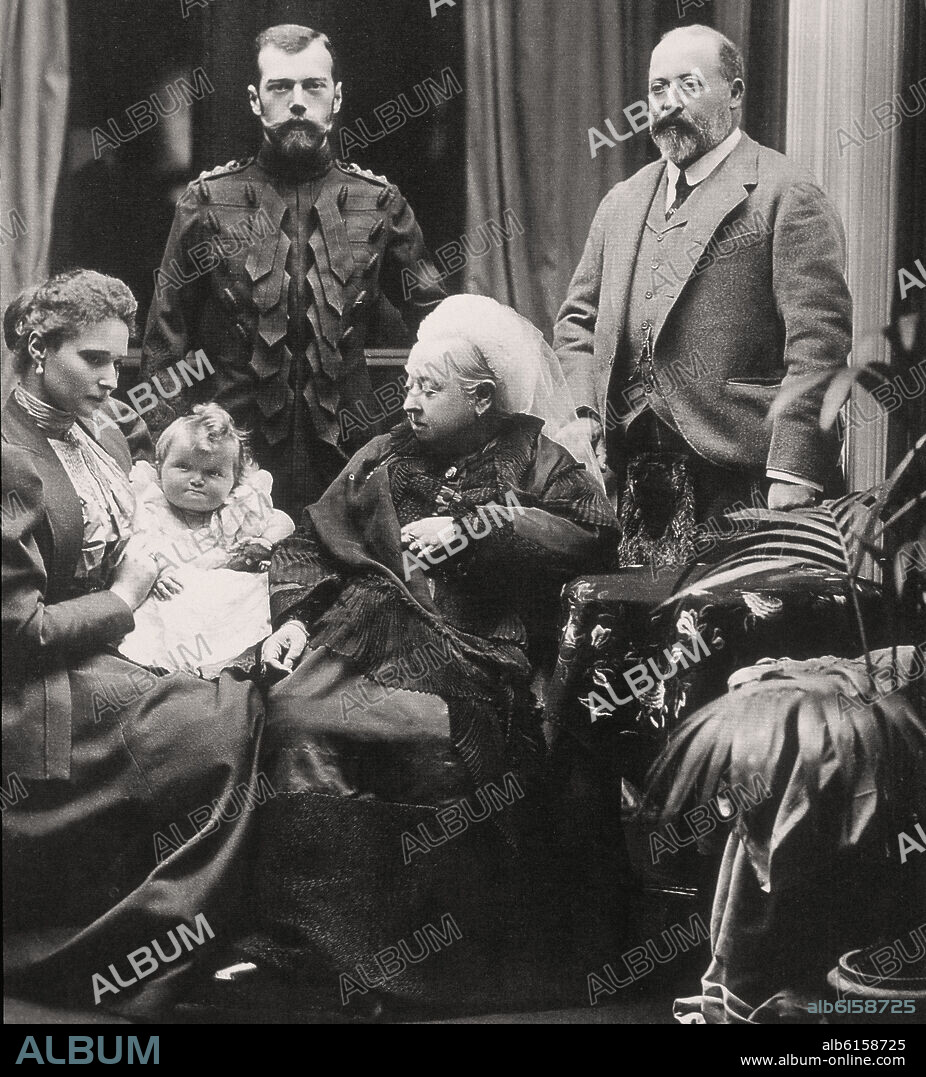 VICTORIA I Y EDUARDO VII PRINCIPE DE GALES CON NICOLAS II SU MUJER ALEJANDRA Y SU HIJA TATIANA-1896.