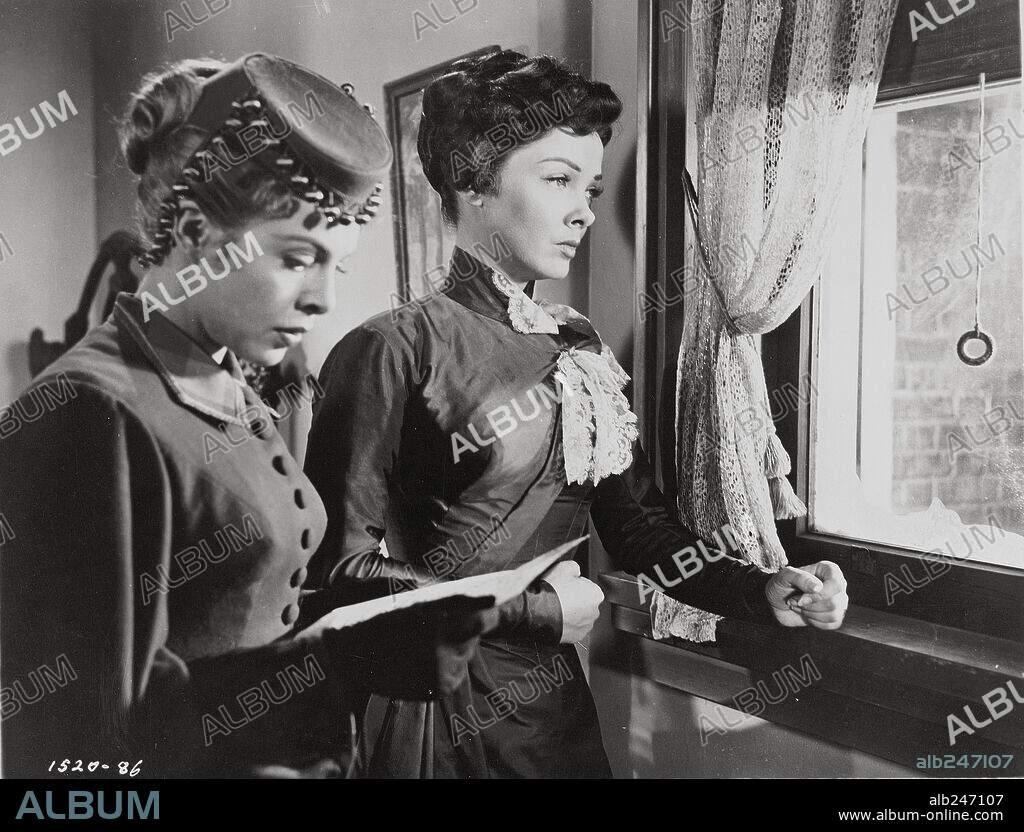 AVA GARDNER and KATHRYN GRAYSON in SHOW BOAT, 1951, directed by GEORGE SIDNEY. Copyright M.G.M.