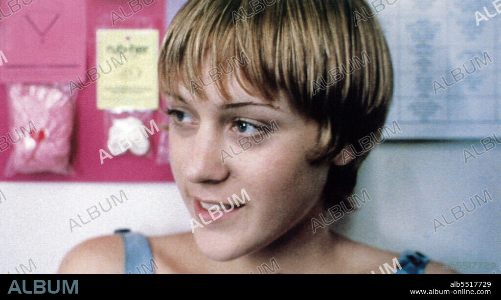 CHLOE SEVIGNY en KIDS, 1995, dirigida por LARRY CLARK. Copyright EXCALIBUR FILMS.