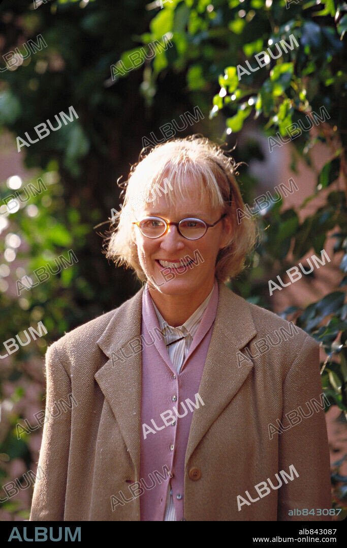 GLENN CLOSE in BRUSH WITH FATE, 2003, directed by BRENT SHIELDS. Copyright HALLMARK / HEINILA, ERIK.