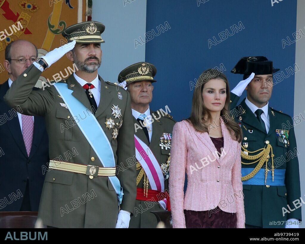 Madrid 12-10-2013 Dia de la hispanidad acto central con el desfile militar Presidido por Ssaarr los Principes de Asturias foto Jaime Garcia  Archdc. Jaime Garcia.