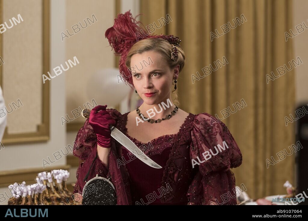 CHRISTINA RICCI en THE LIZZIE BORDEN CHRONICLES, 2015, dirigida por HOWARD DEUTCH, RUSSELL MULCAHY y STEPHEN T. KAY. Copyright Sony Pictures Television.