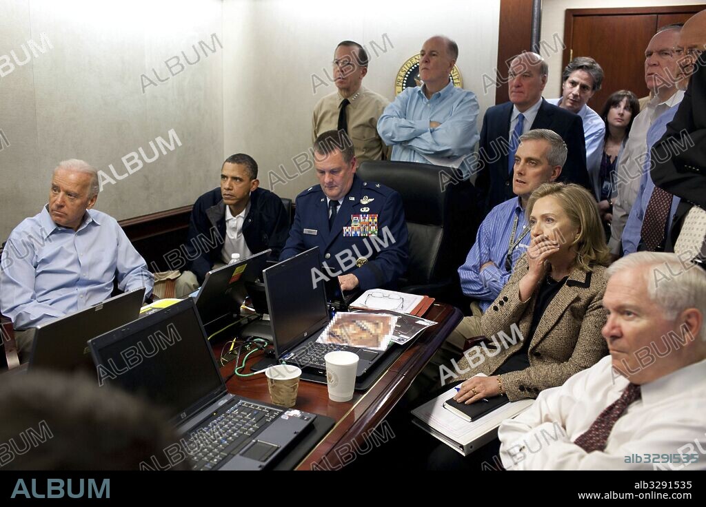 JOE BIDEN, TONY BINKEN, JOHN BRENNAN, JAMES CLAPPER, HILLARY RODHAM CLINTON, BILL DALEY, TOM DONILON, ROBERT GATES, DENIS MCDONOUGH, MIKE MULLEN, BARACK OBAMA, AUDREY TOMASON and MARSHALL B. WEBB. May 1, 2011 - The White House, Washington, D.C. , U.S. - President BARACK OBAMA and Vice President JOE BIDEN, along with members of the National Security team, receive an update on the mission against Osama bin Laden in the Situation Room of the White House. (Credit Image: © Pete Souza/The White House/zReportage.com via ZUMA Wire). 01/05/2011