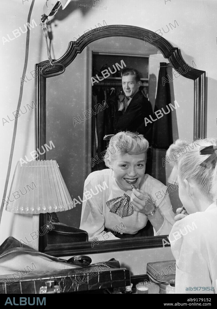 WILLIAM PAUL GOTTLIEB. Portrait of June Christy and Bob Cooper, 1947 or 1948.