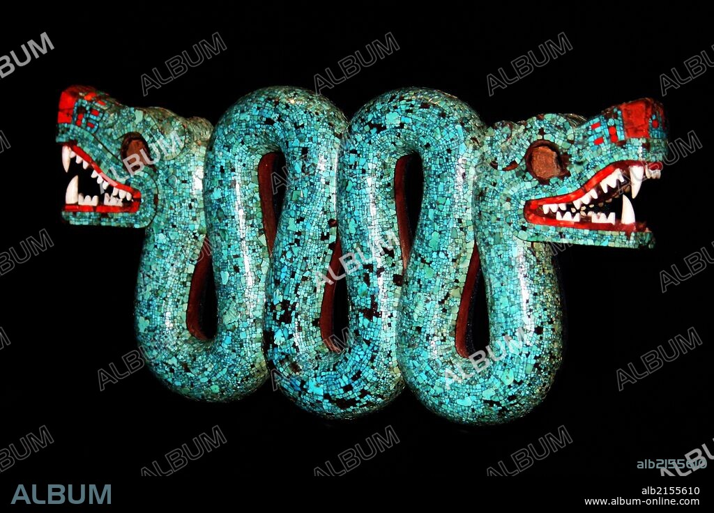 Aztec double headed serpent made from turquoise mosaic pieces and carved in wood. 15th-16th century AD. Probably a ceremonial chest ornament. (Photo by: Universal History Archive/UIG via Getty Images).