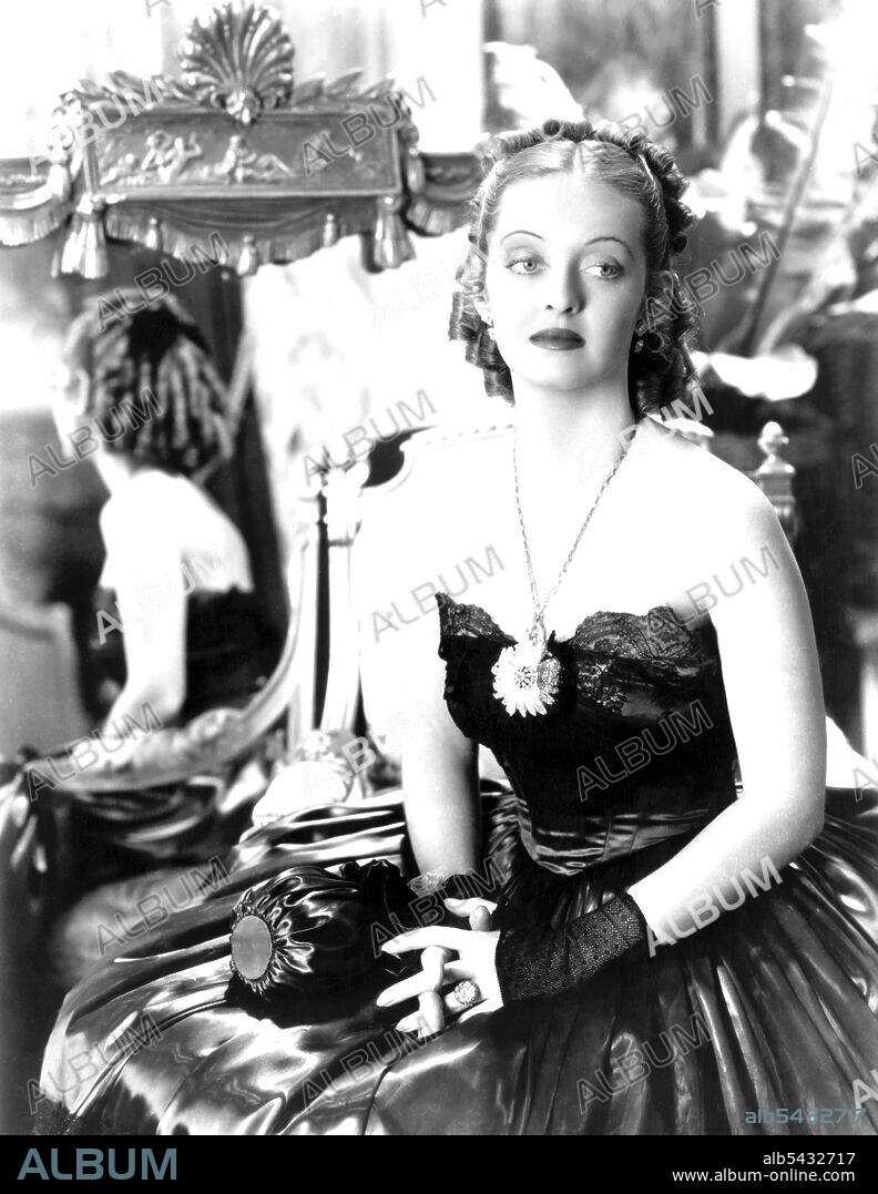 BETTE DAVIS en JEZEBEL, 1938, dirigida por WILLIAM WYLER. Copyright WARNER BROS/FIRST NATIONAL.