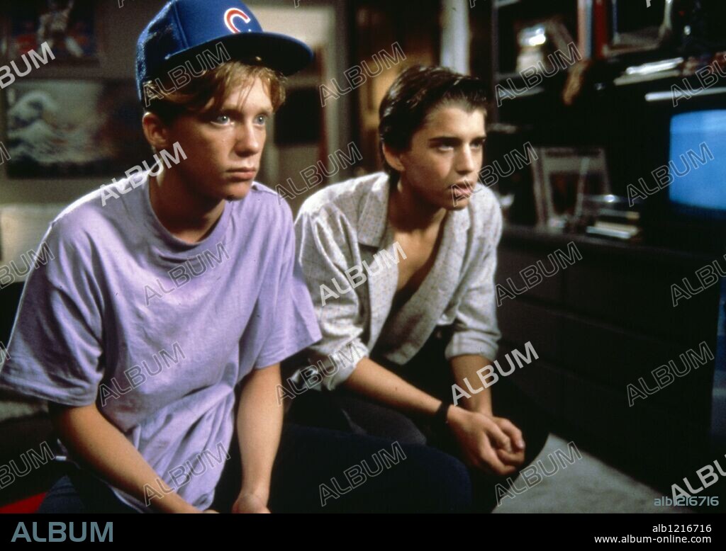 ANTHONY MICHAEL HALL en LA MUJER EXPLOSIVA, 1985 (WEIRD SCIENCE), dirigida por JOHN HUGHES. Copyright UNIVERSAL PICTURES.