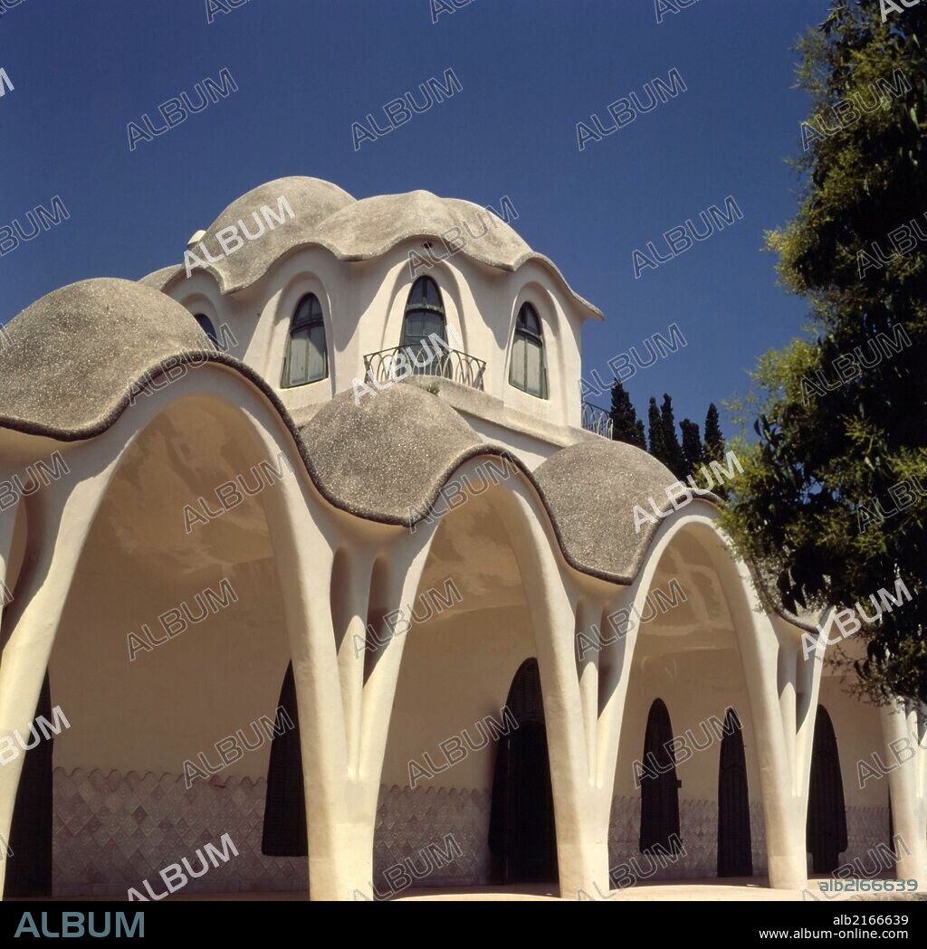 LLUÍS MUNCUNILL I PARELLADA. Masía Freixa. Tarrasa, S.XX.