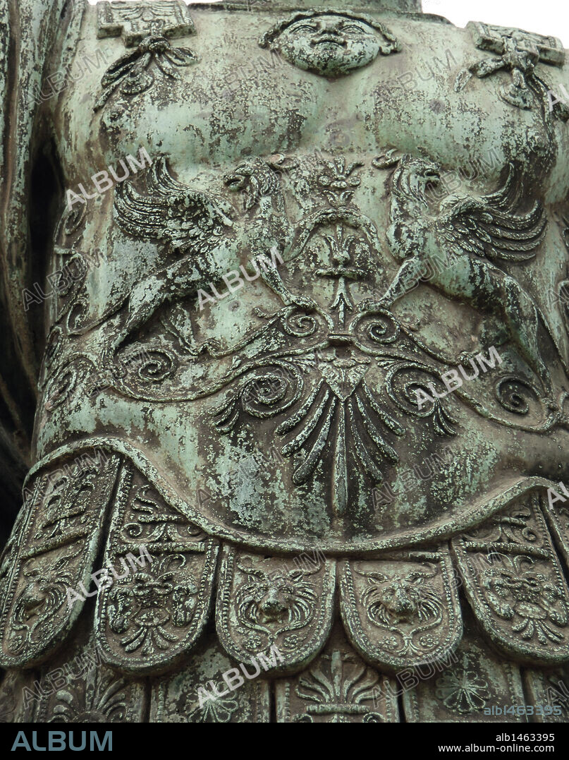 NERVA (Marco Coceyo Nerva) (30-98). Emperador romano (96-98) de la Dinastía Antonina. ESTATUA DE NERVA (detalle). ROMA. Italia.