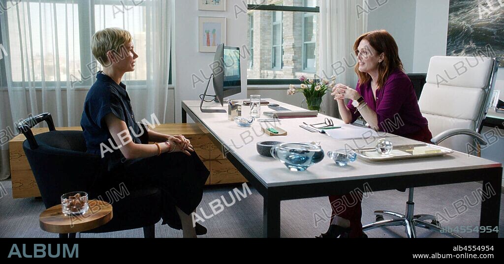 JULIANNE MOORE und MICHELLE WILLIAMS in NACH DER HOCHZEIT, 2019 (AFTER THE WEDDING), unter der Regie von BART FREUNDLICH. Copyright PATW, Paradox Studios, Rock Island.