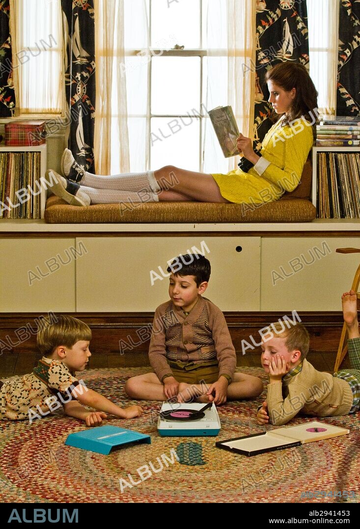 KARA HAYWARD in MOONRISE KINGDOM, 2012, directed by WES ANDERSON. Copyright INDIAN PAINTBRUSH.