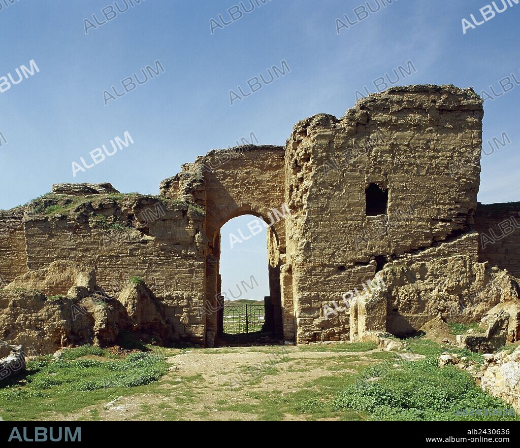 Syria. Dura Europos. Founded by the Seleucids as a fortress ca.300 BC. It was conquered by the Romans in 165 AD. Palmyra Gate, 2nd century AD. (Picture taken before the Syrian Civil War).