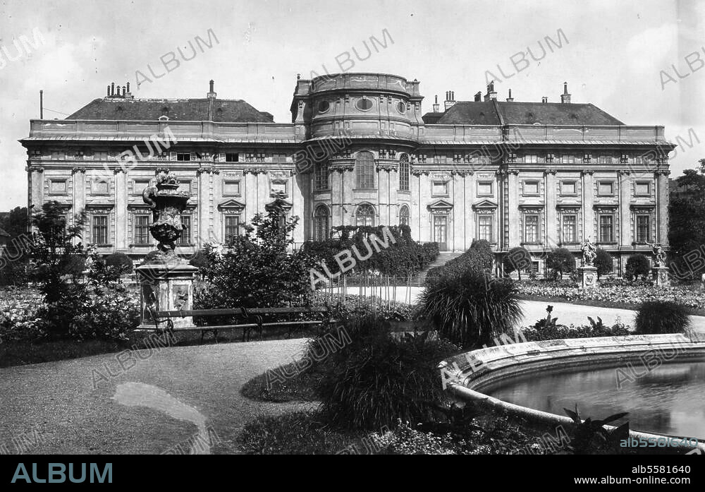 Wien, Palais Schwarzenberg. (1697 begonnen nach Plänen von Lukas v. Hildebrandt; 1720-23 unter Fürst Adam v. Schwarzenberg Veränderungen durch Johann Bernhard Fischer von Erlach). Gartenfassade. Foto, um 1930.