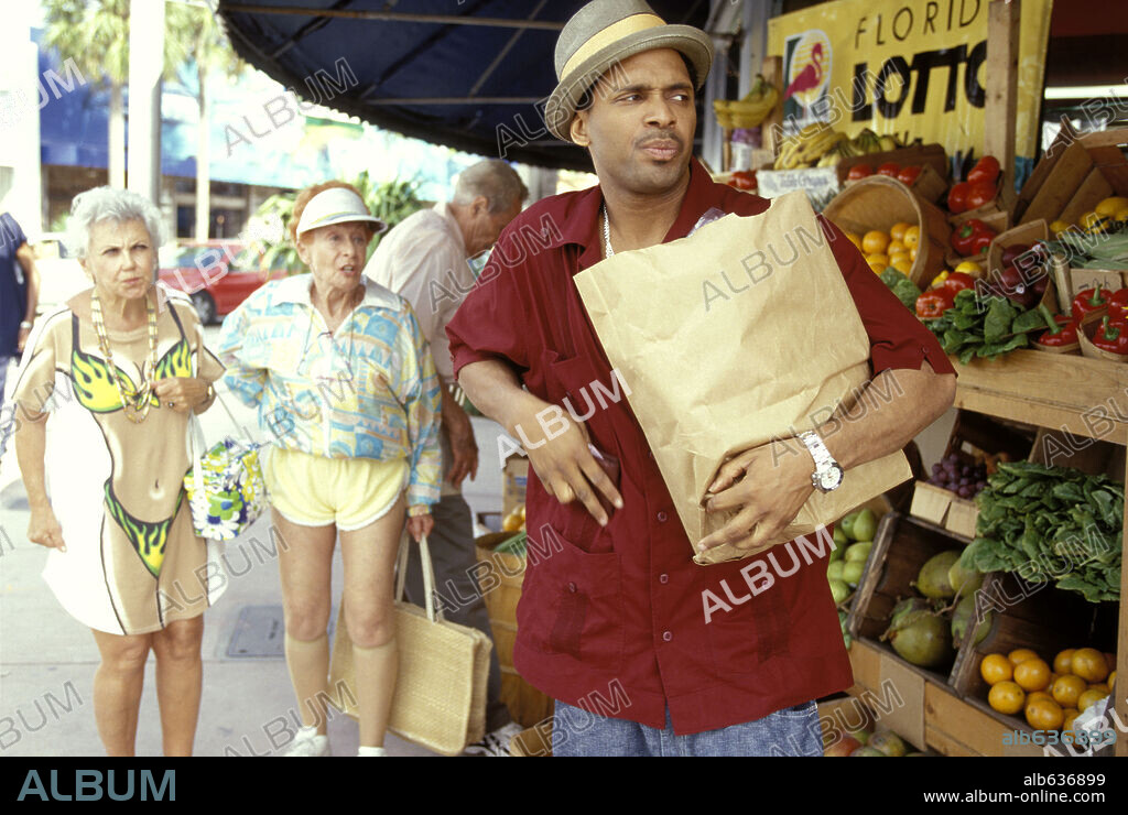 MIKE EPPS in ALL ABOUT THE BENJAMINS, 2002, directed by KEVIN BRAY. Copyright NEW LINE CINEMA.