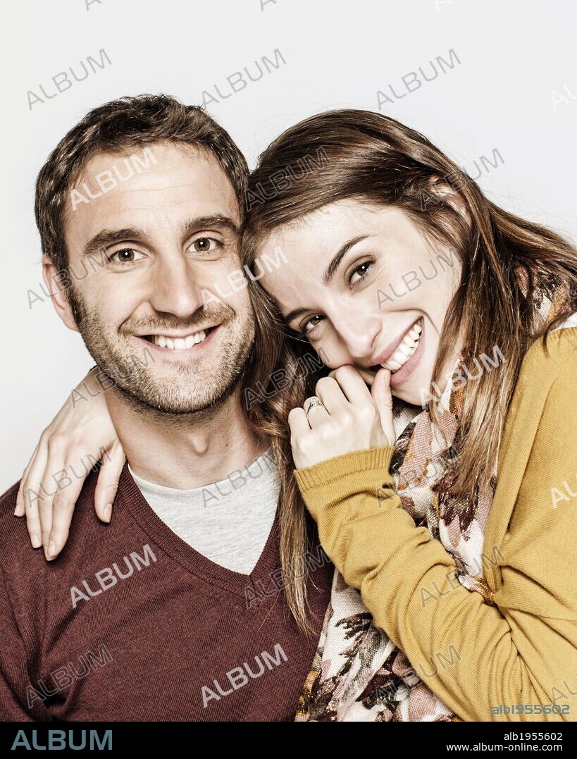 DANI ROVIRA and MARIA VALVERDE in AHORA O NUNCA, 2015, directed by MARIA RIPOLL. Copyright ATRESMEDIA CINE.