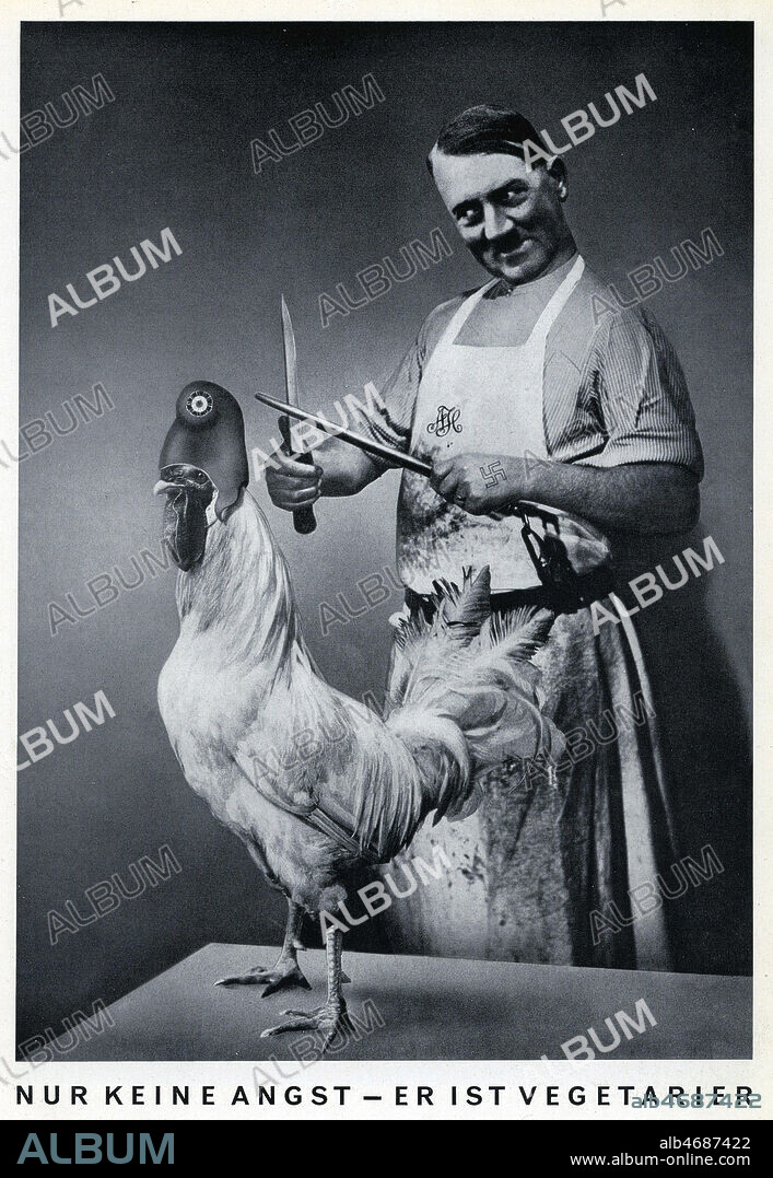 Nur keine Angst - Er ist Vegetarier. (Pas de peur, il n'est que vegetarien). Photomontage de John HEARTFIELD (1891-1968=ADAGP) du 7 mai 1936. ADAGP. Credit : Collection KHARBINE-TAPABOR.