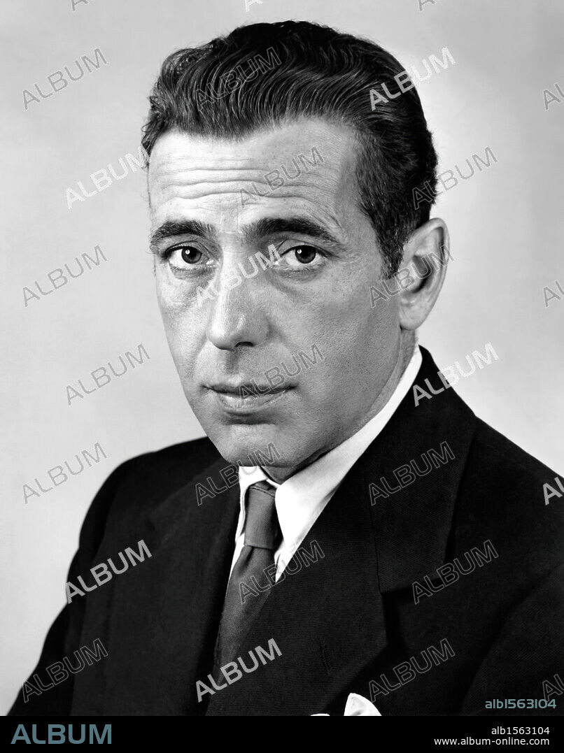 HUMPHREY BOGART in DEAD RECKONING, 1947, directed by JOHN CROMWELL. Copyright COLUMBIA PICTURES.