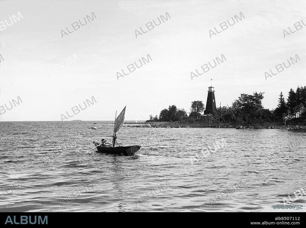 BÖNAN 1931-01-01. Segeleka vid Bönan fiskeläge och fyrplats utanför Gävle.. Foto: TT Historical / Kod: 1902.