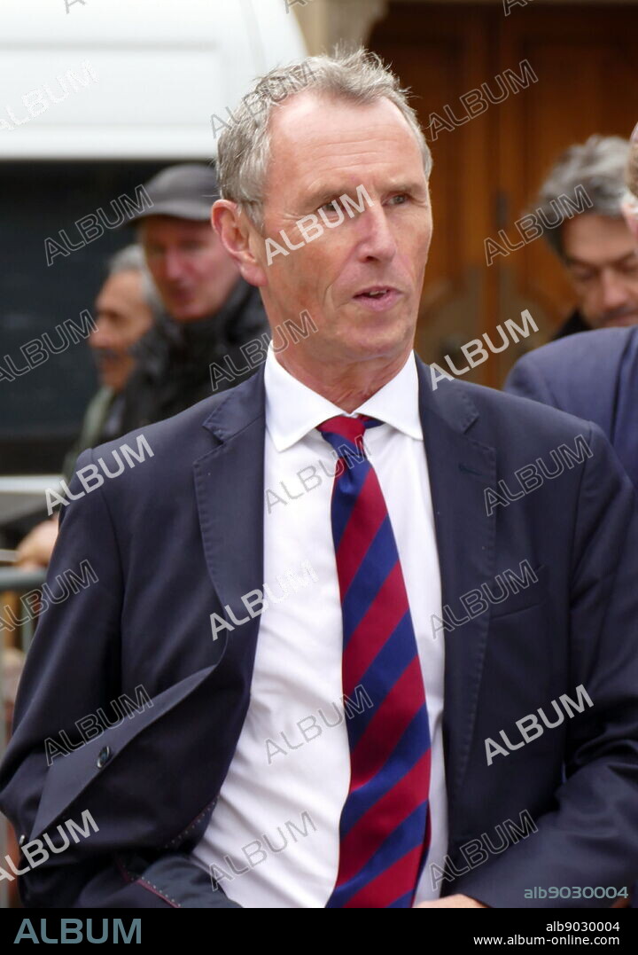 Nigel Evans (born 1957), British Conservative Party politician serving as Joint Executive Secretary of the 1922 Committee since 2017. Member of Parliament for the Ribble Valley in Lancashire since 1992. He is a strong critic of the European Union and supported Brexit in the 2016 EU Referendum.