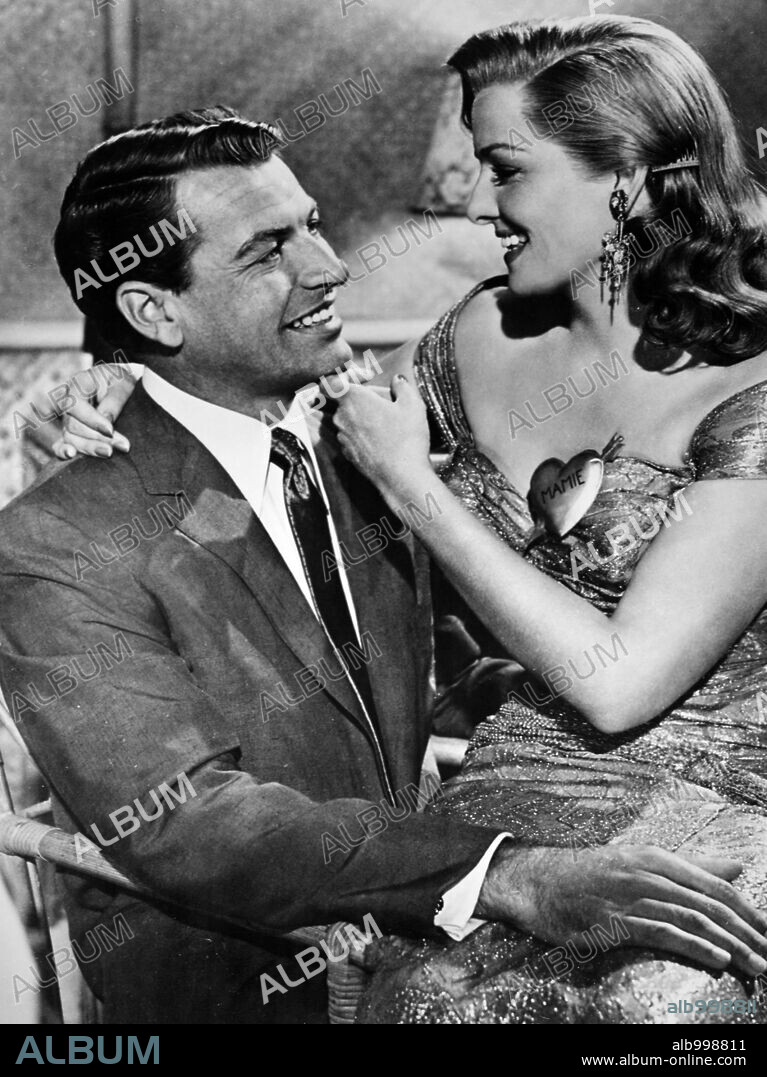 JANE RUSSELL in THE REVOLT OF MAMIE STOVER, 1956, unter der Regie von RAOUL WALSH. Copyright 20TH CENTURY FOX.