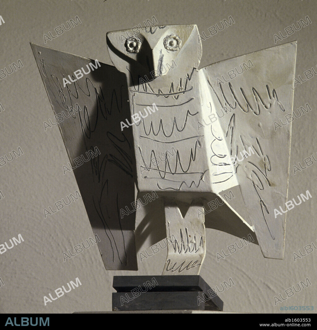 Owl by Pablo Picasso, Sheet metal, 1961, 1881-1973.
