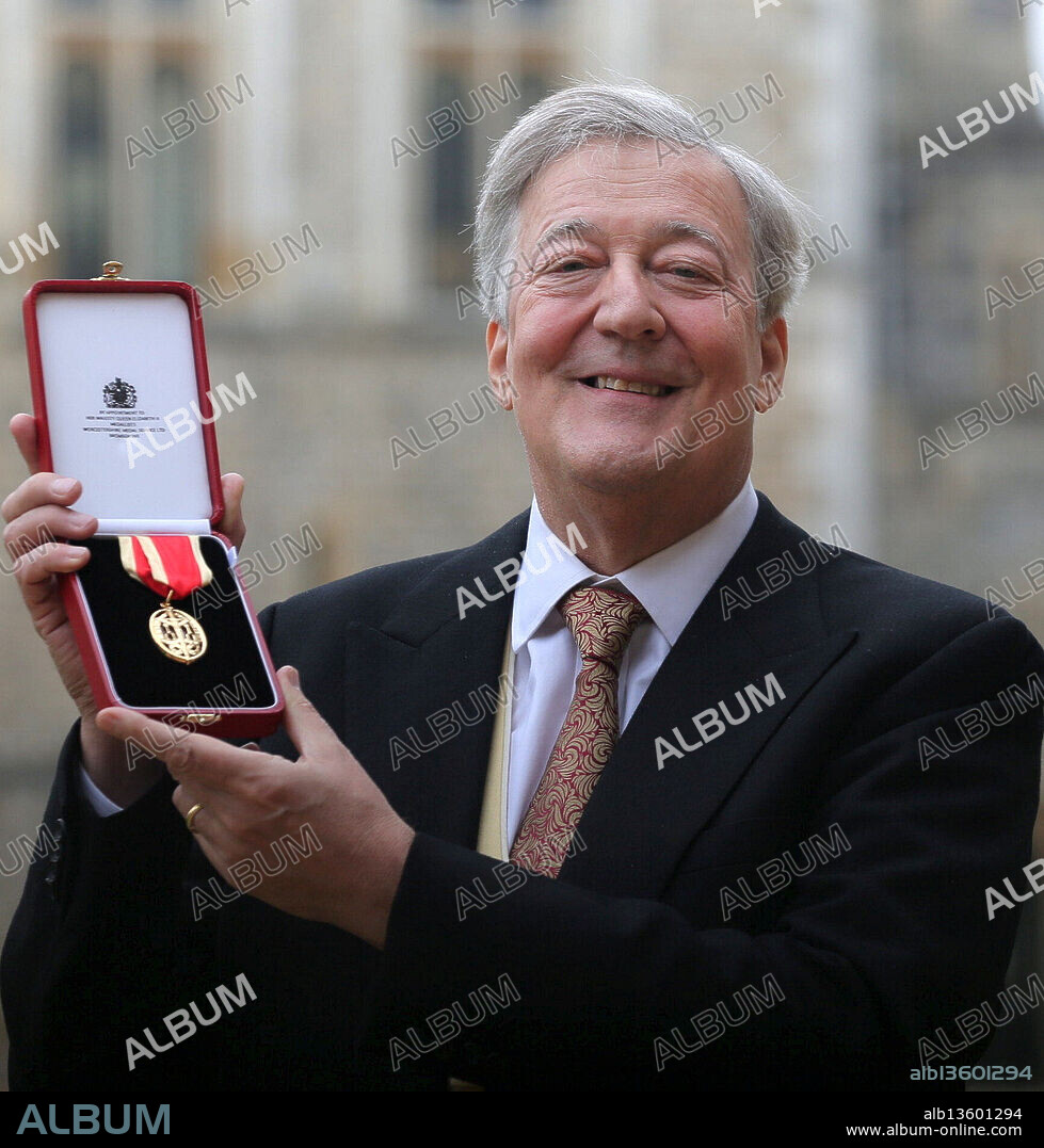 March 25, 2025, Windsor, United Kingdom: Sir Stephen Fry with his Knighthood after an Investiture at Windsor Castle, United Kingdom. (Credit Image: © Pool/i-Images via ZUMA Press).